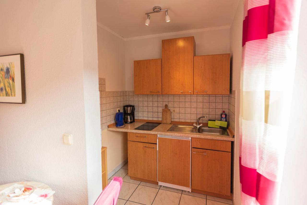 Haus Flora - Ferienwohnungen Cochem Dış mekan fotoğraf